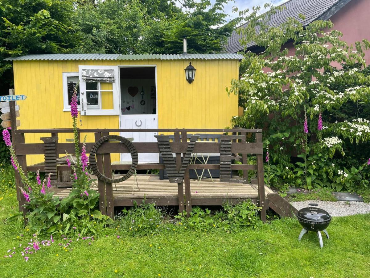 The Hideaway At Duffryn Mawr Self Catering Cottages Cowbridge Exterior photo