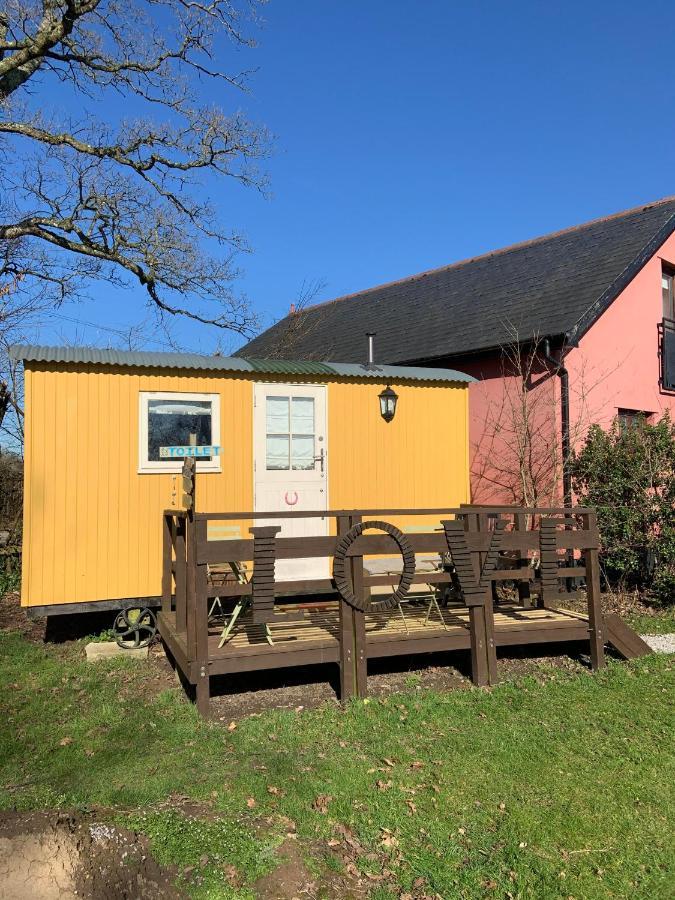 The Hideaway At Duffryn Mawr Self Catering Cottages Cowbridge Exterior photo