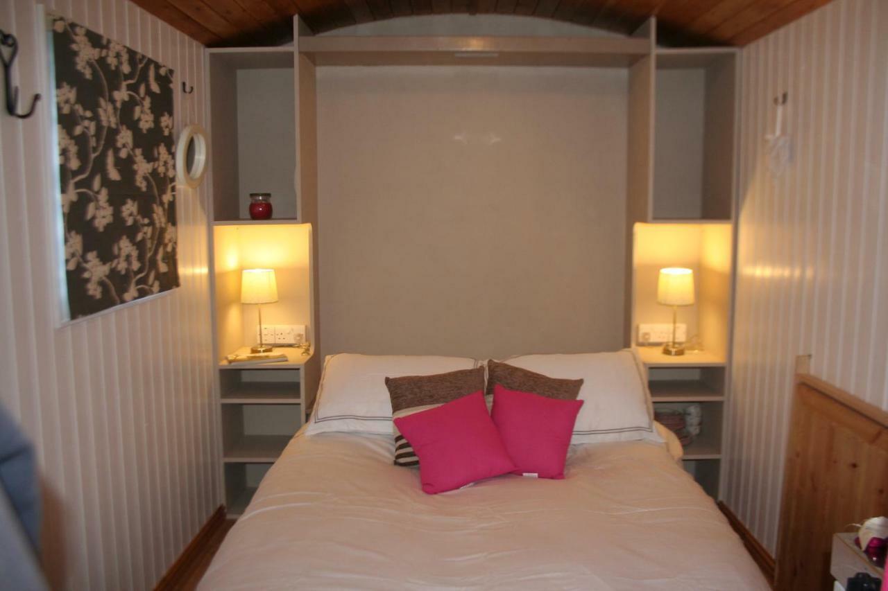 The Hideaway At Duffryn Mawr Self Catering Cottages Cowbridge Exterior photo